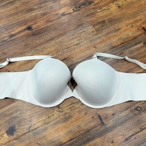 Victoria’s Secret Love Cloud Smooth Lightly Lined Plunge Demi Bra